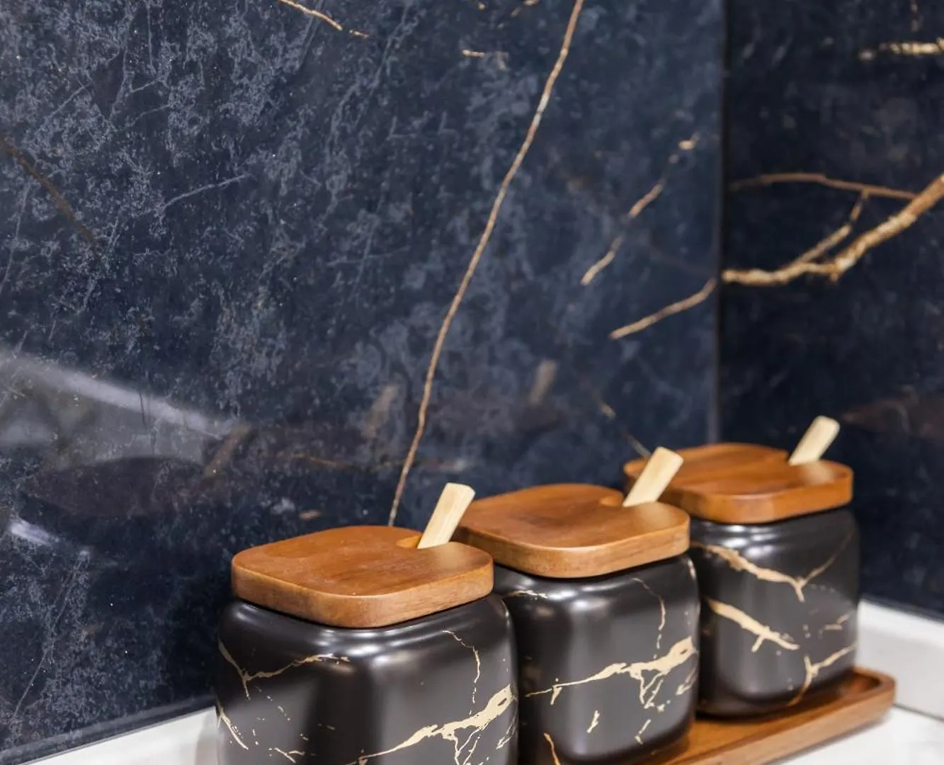 Italian Fashion Suite - Luxurious Marble City Center Milan 0*,  Italy