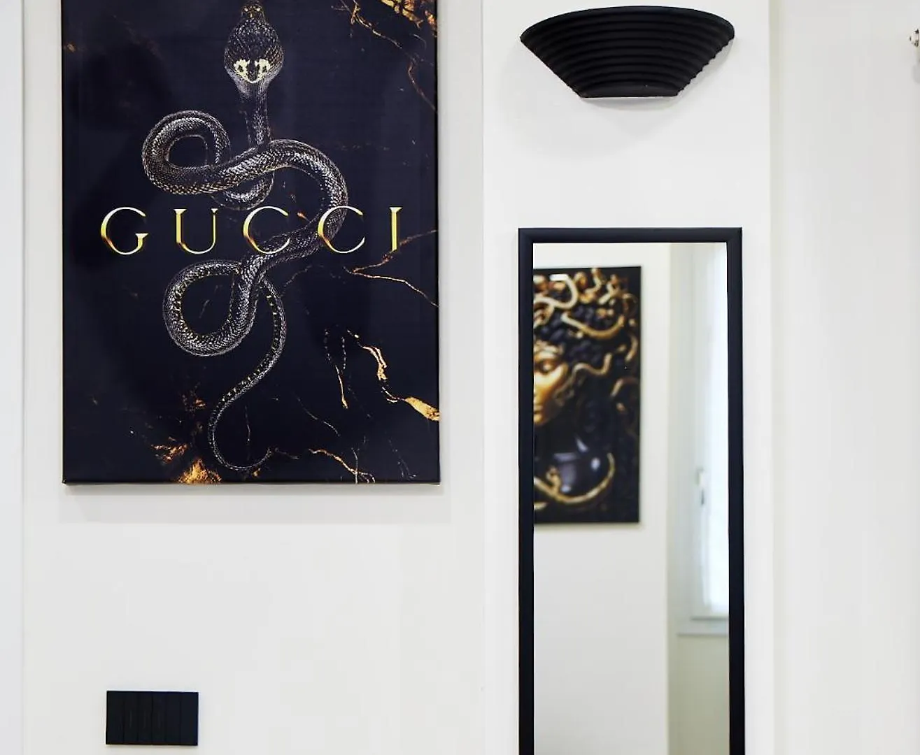 Italian Fashion Suite - Luxurious Marble City Center Mediolan Apartament