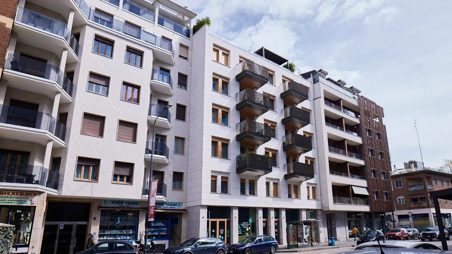 Italian Fashion Suite - Luxurious Marble City Center Milan 0*,  Italy